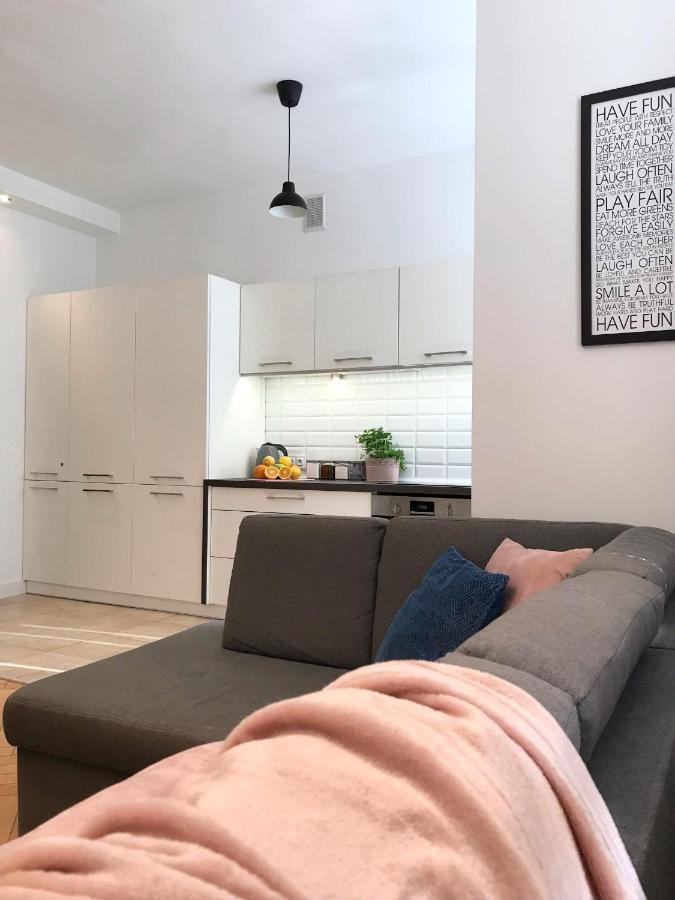 Klimatyczny Apartament Pod Ratuszem -Ul. Slaska 2 Częstochowa Buitenkant foto
